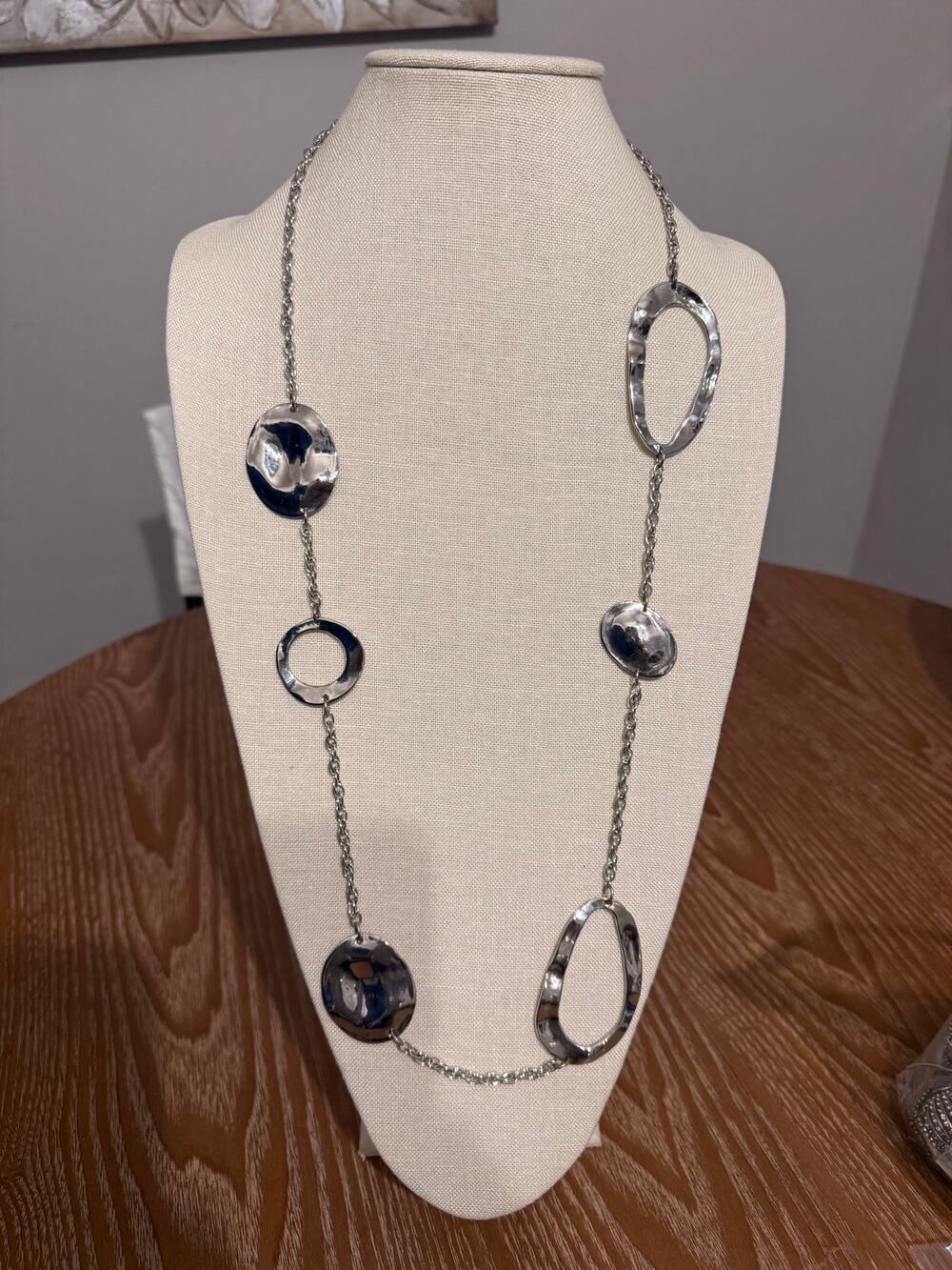 NWT Macy’s Silver Tone Long Statement Necklace 32” + 4” Extender